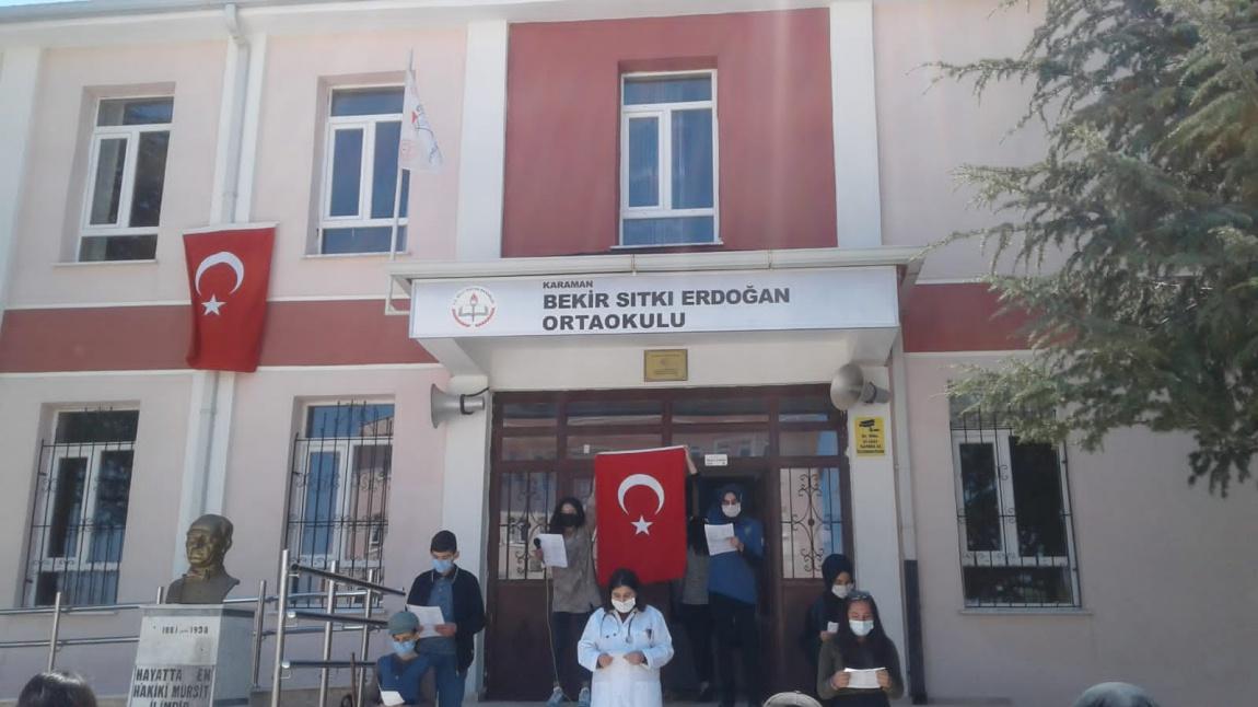 Bekir Sıtkı Erdoğan Ortaokulu Fotoğrafı